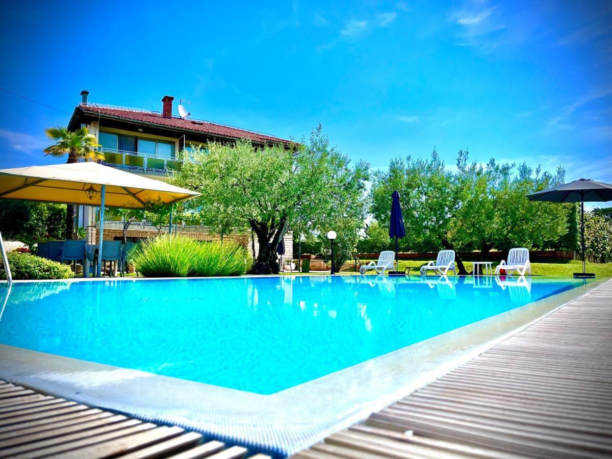 Pansion Margerita Bed & Breakfast โปเรช ภายนอก รูปภาพ